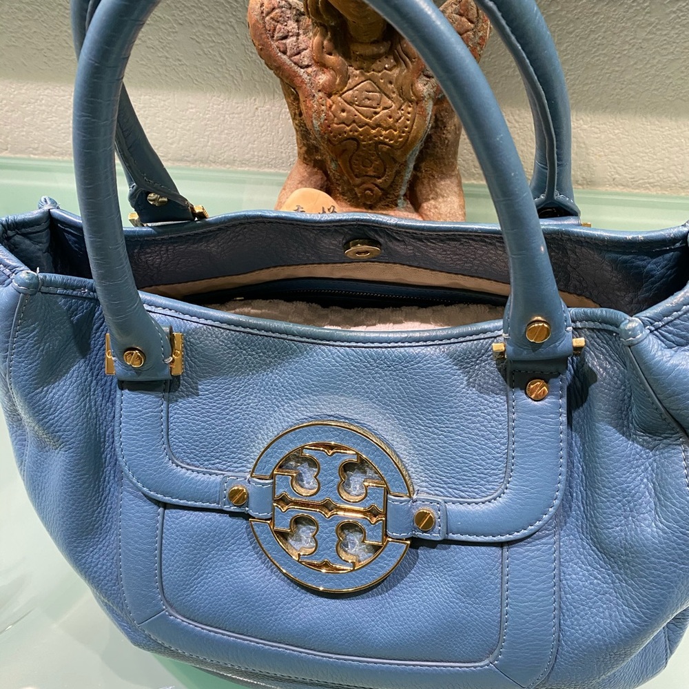 Tory Burch Amanda Hobo Satchel - Picture 3 of 12